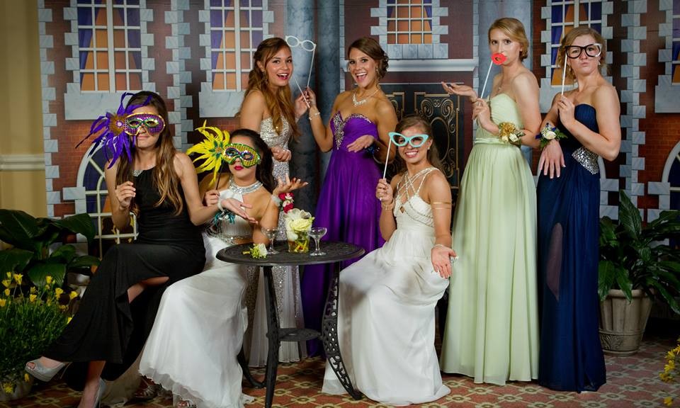 Chapelgate prom girls